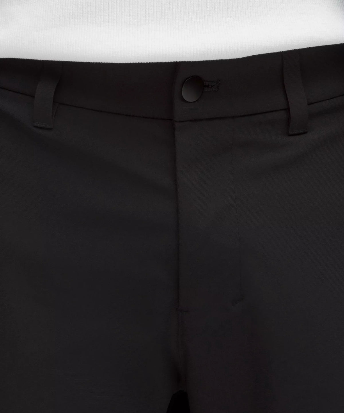 Pantalón de corte ajustado