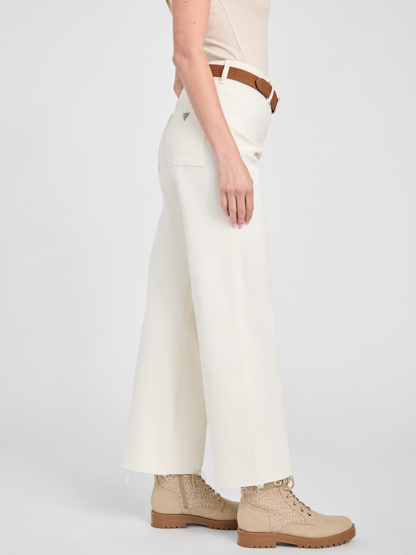 Pantalón de mezclilla de pierna ancha