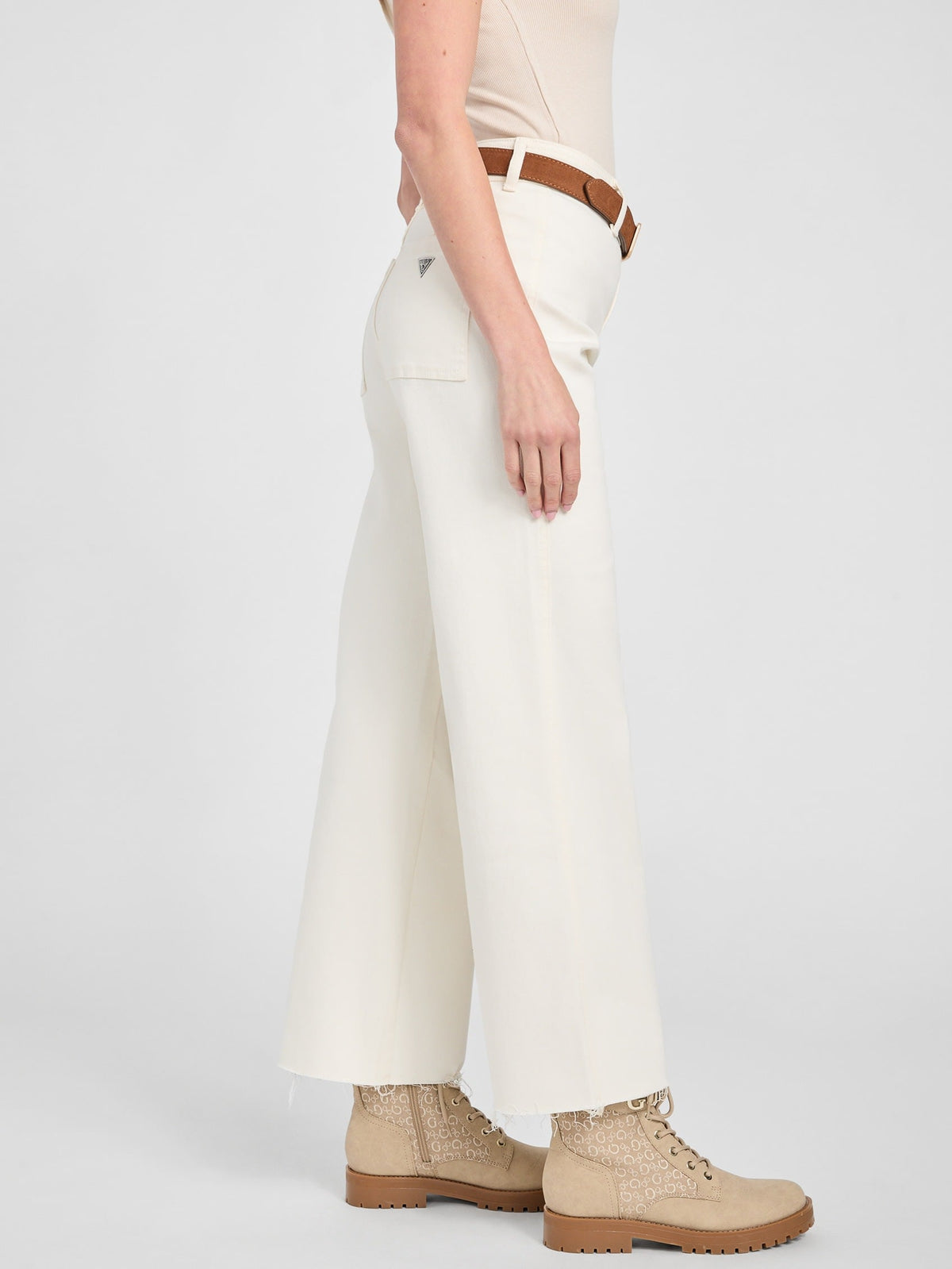 Pantalón de mezclilla de pierna ancha
