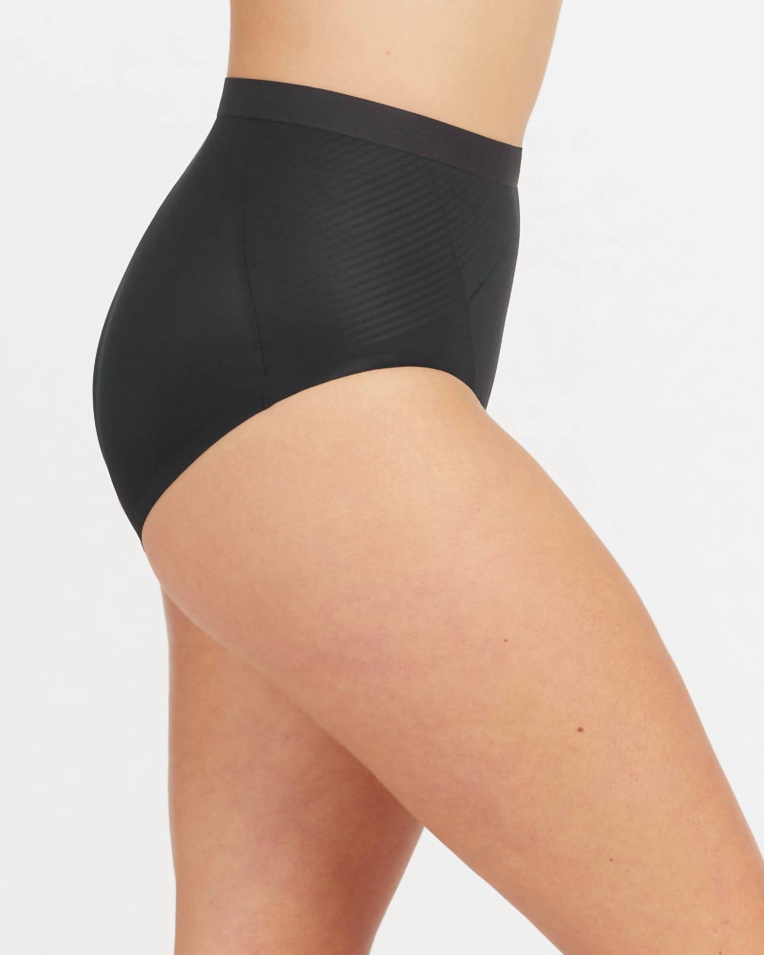 Ropa interior color negro