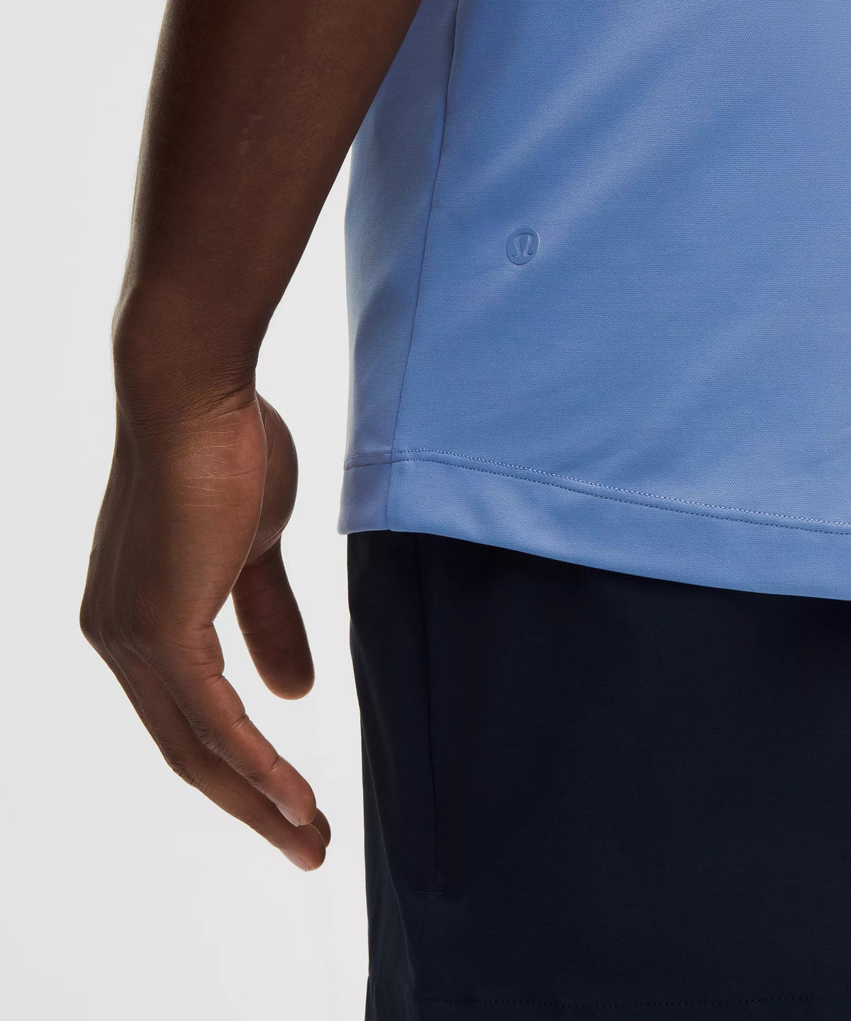 Polo de hombre de corte ajustado