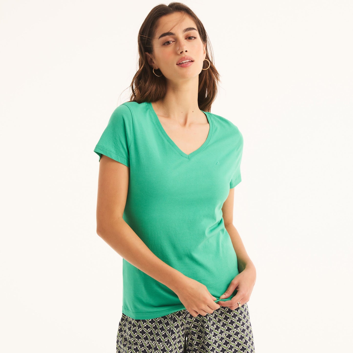 Camiseta con cuello en V