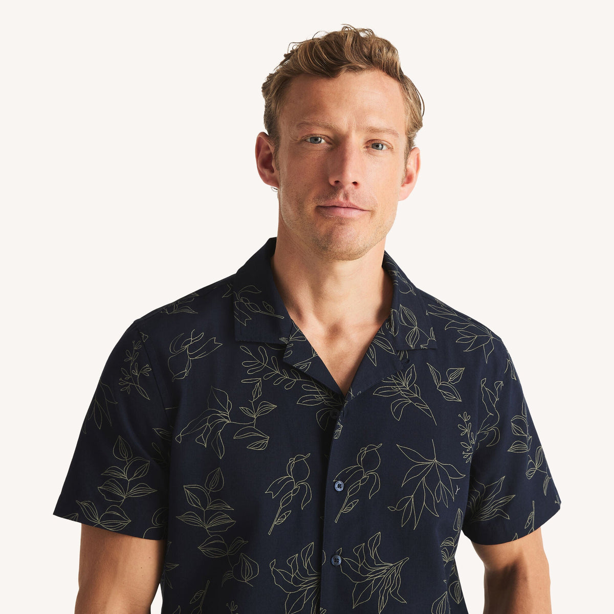 Camisa de hombre de manga corta