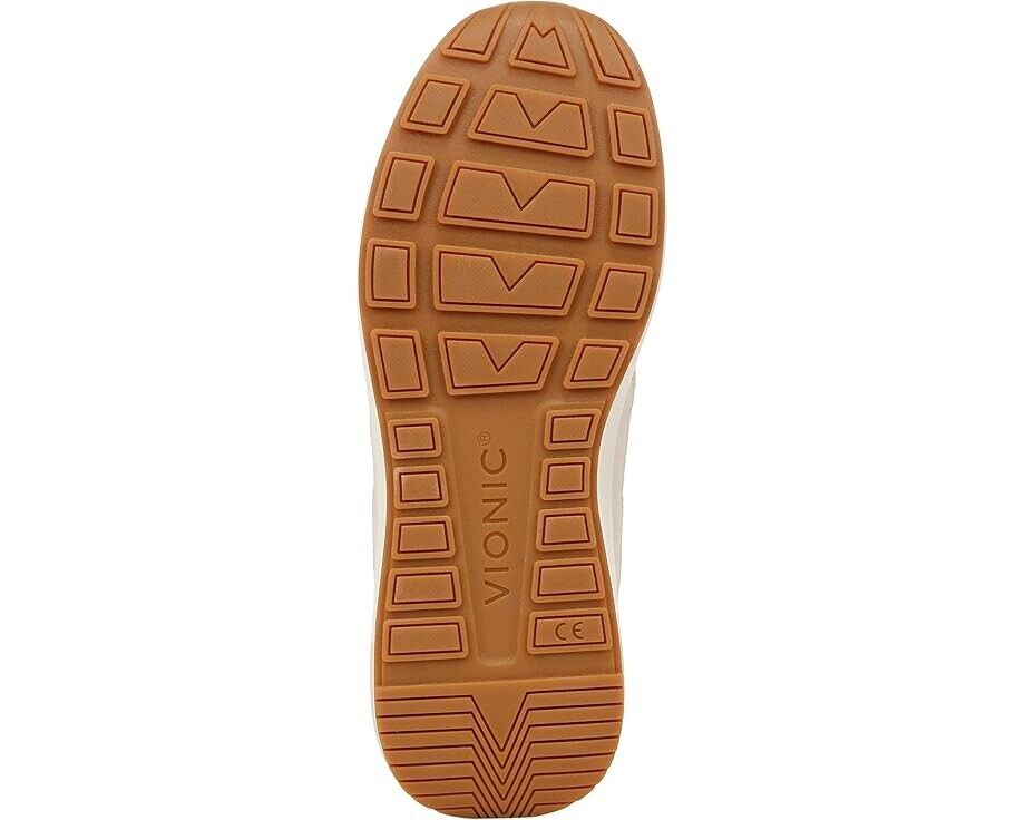 Tenis de mujer de gamuza color crema