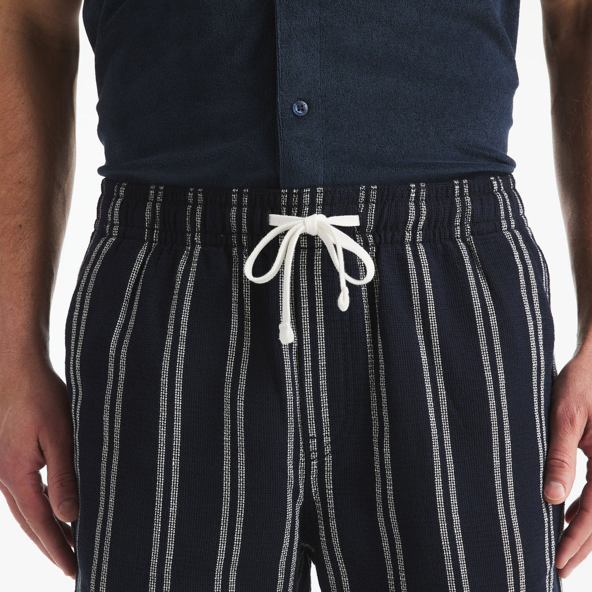 Short de hombre a rayas