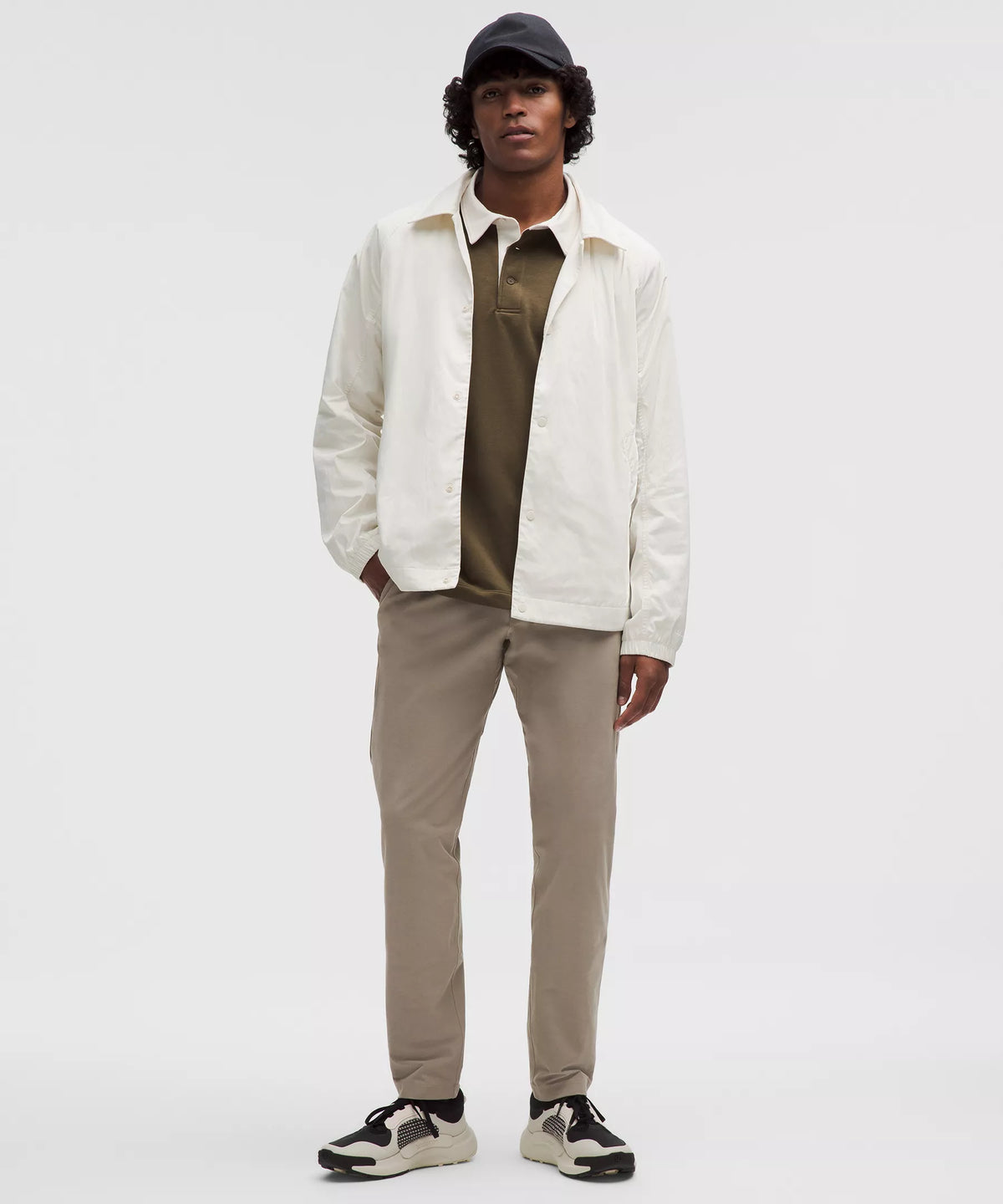 Pantalón de corte ajustado