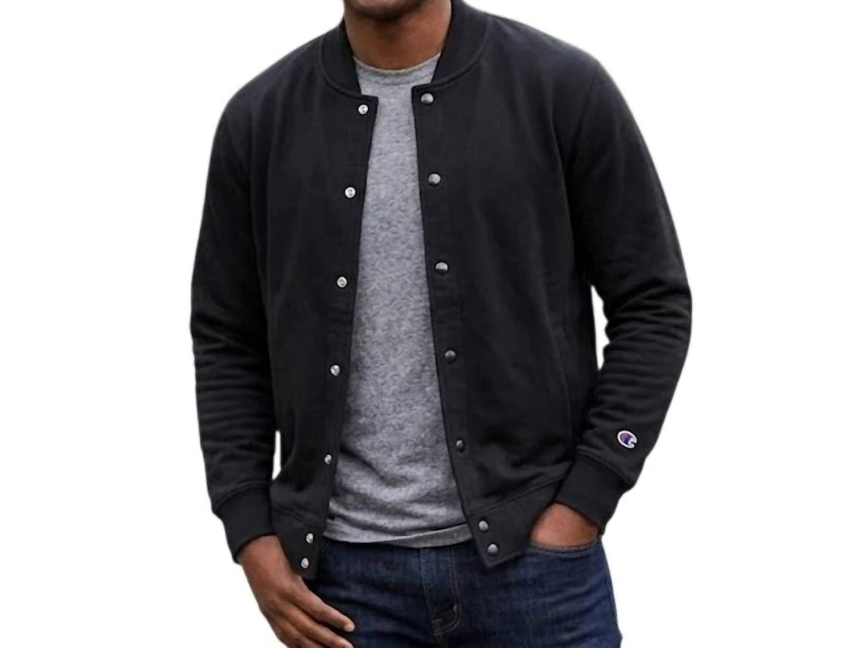 Chaqueta color negro