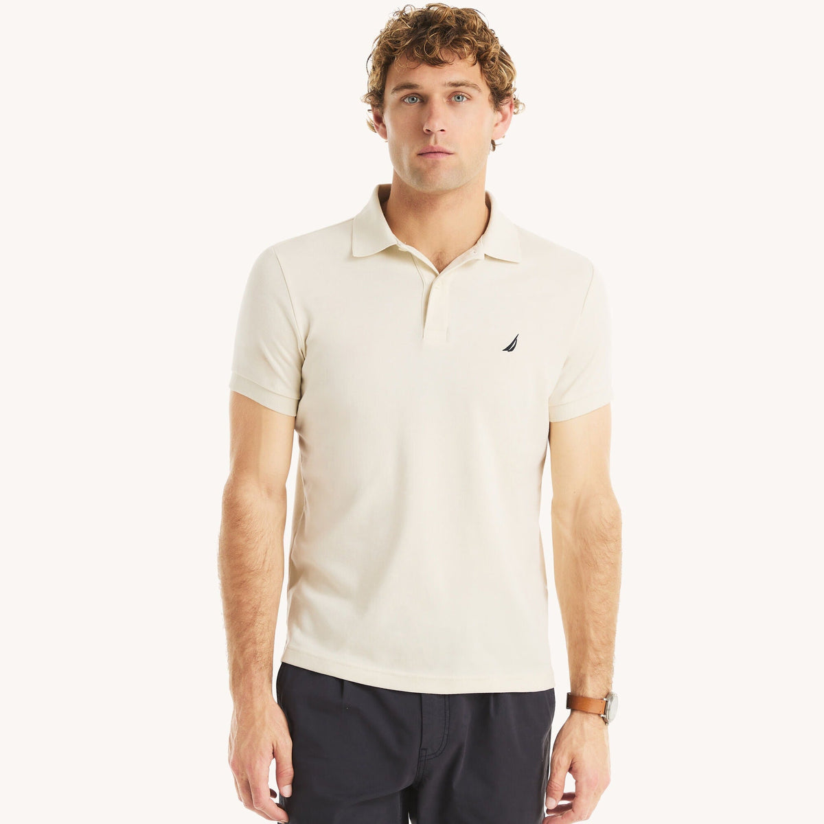 Polo de hombre de corte ajustado