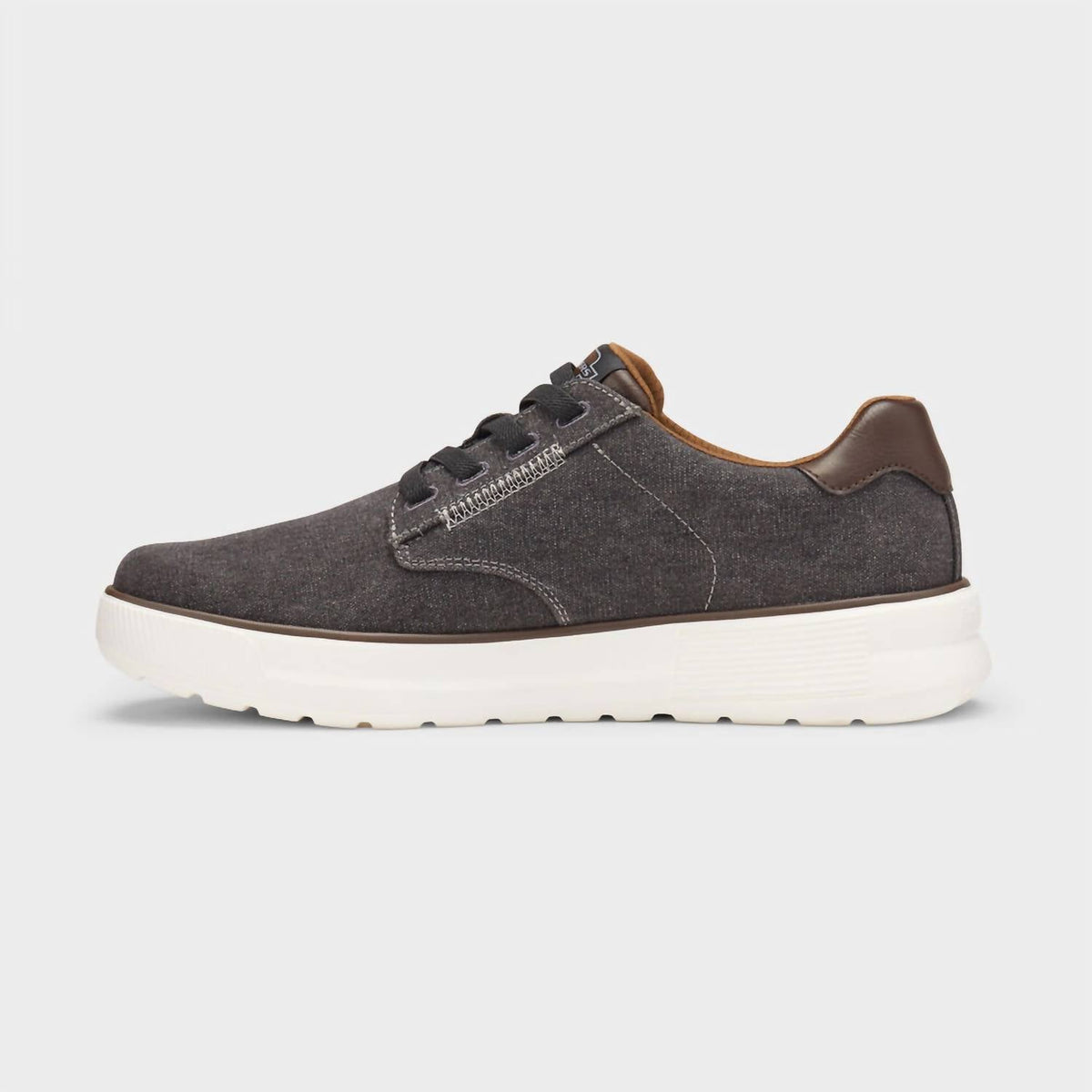 Tenis de hombre color negro