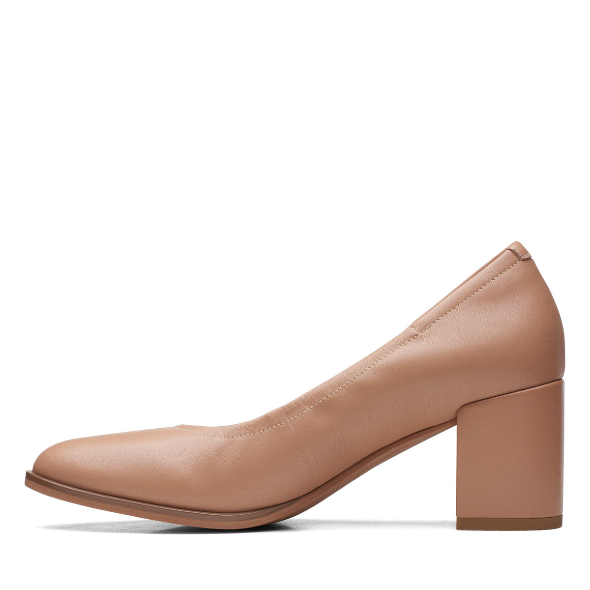 Calzado de cuero color beige