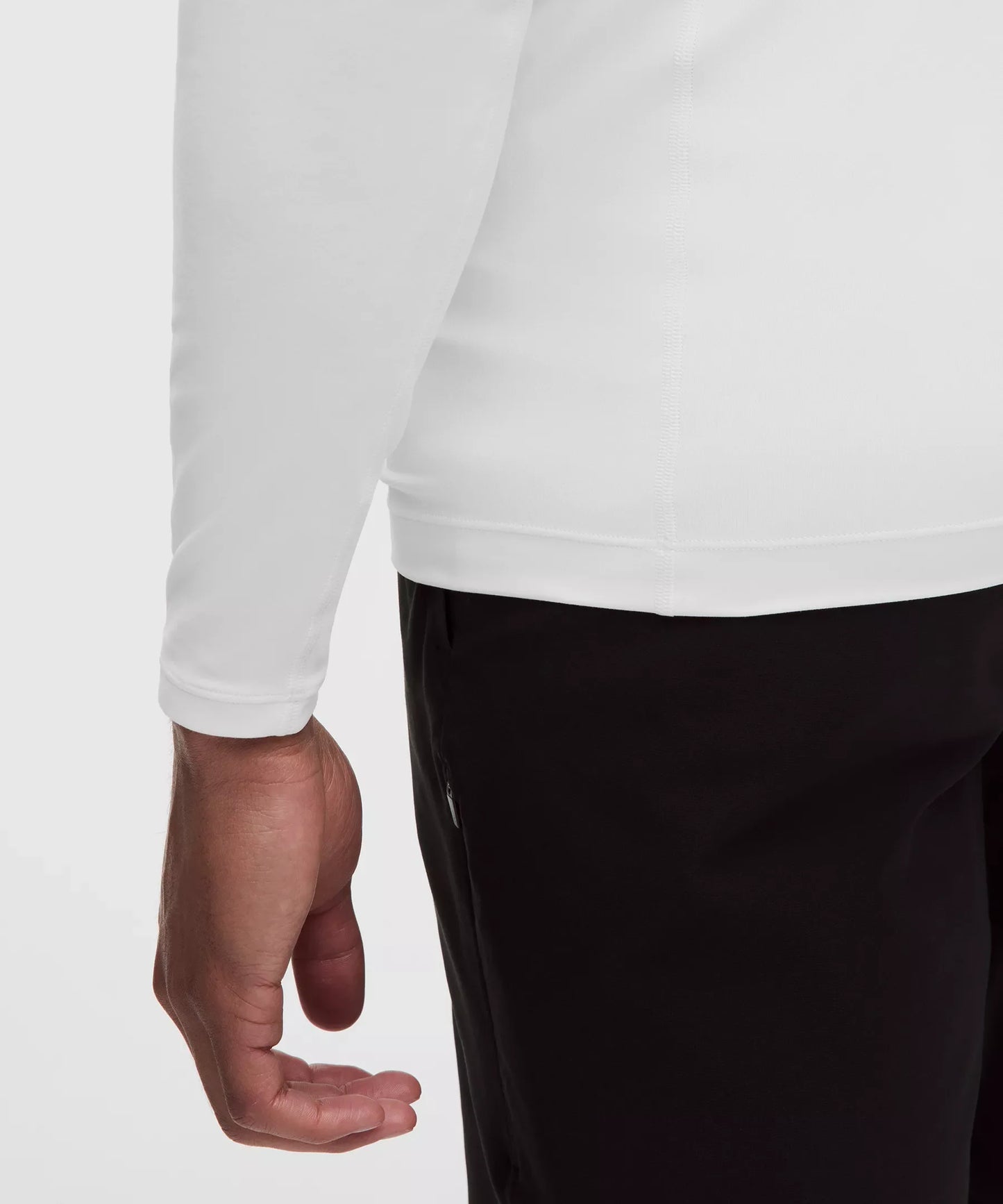 Camiseta deportiva de manga larga con cuello alto