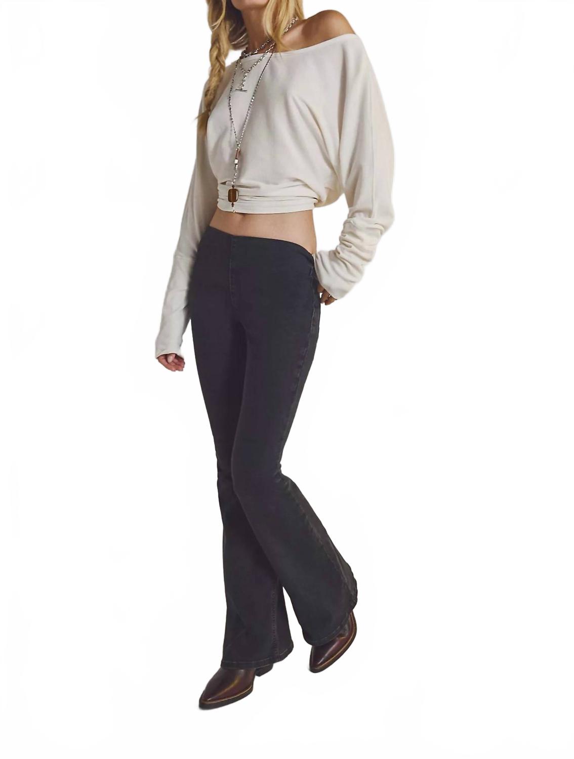 Jean color negro