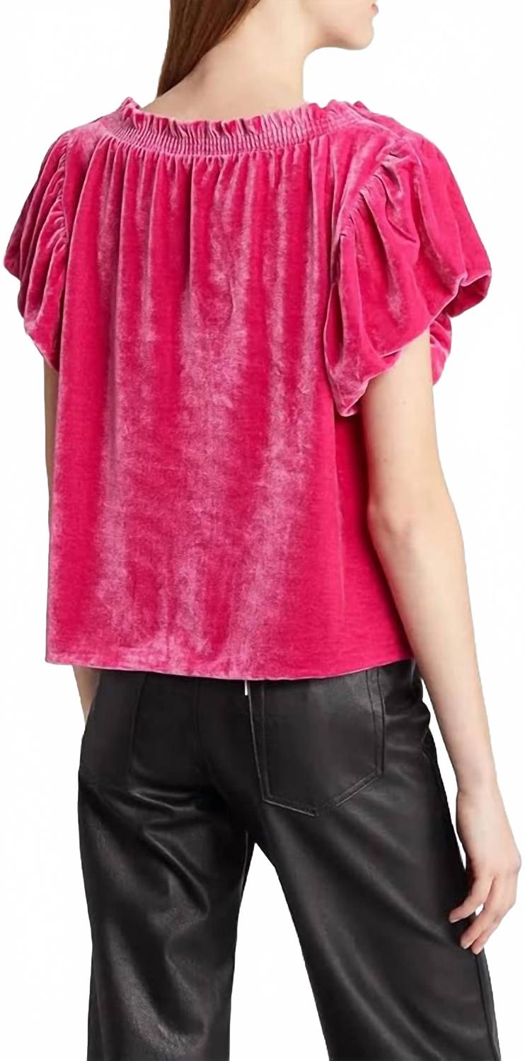 Top color rosado