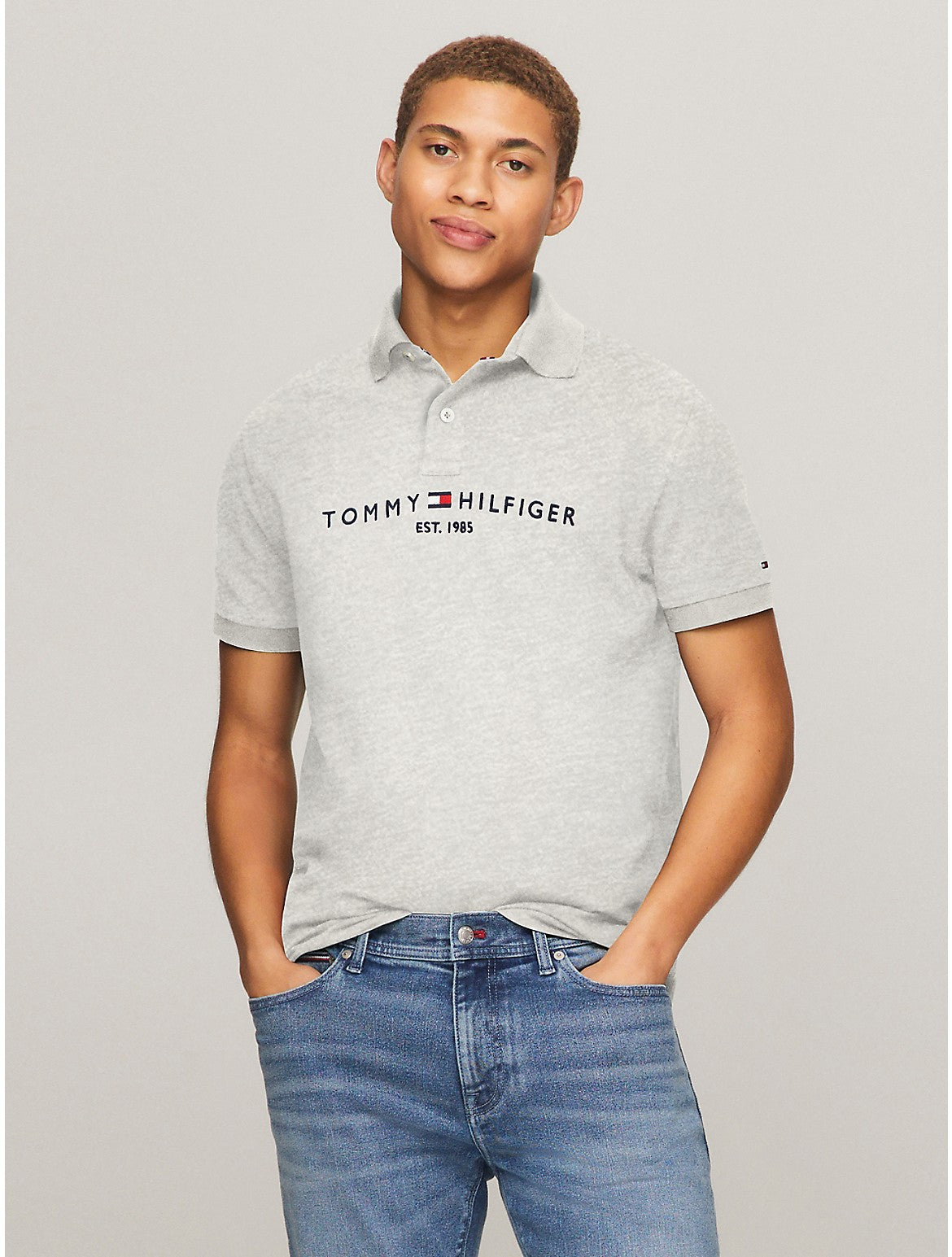 Polo de hombre con estampado con bordado