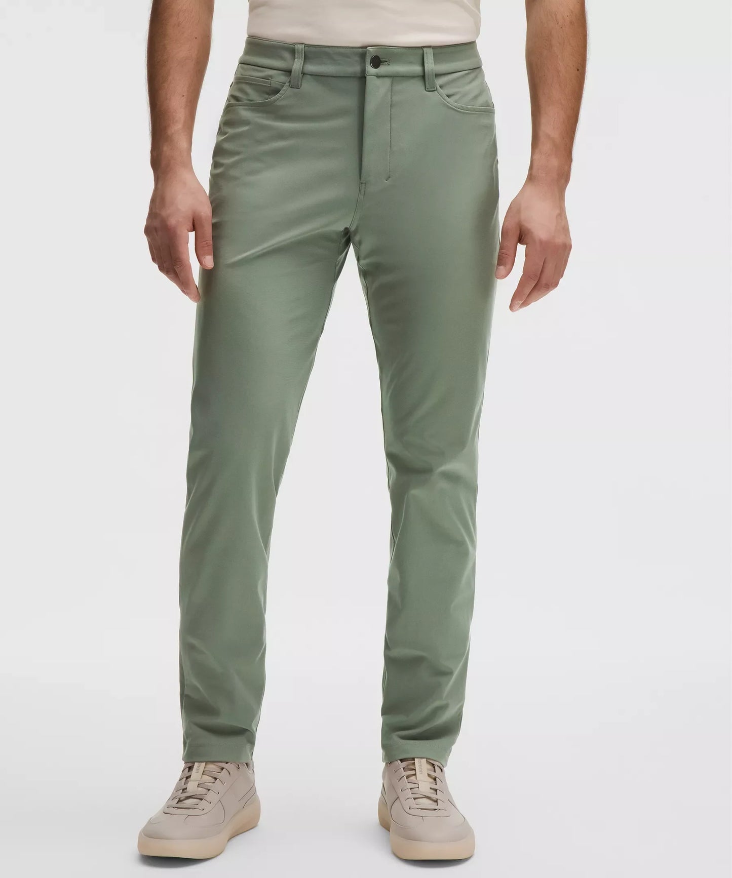 Pantalón de corte ajustado