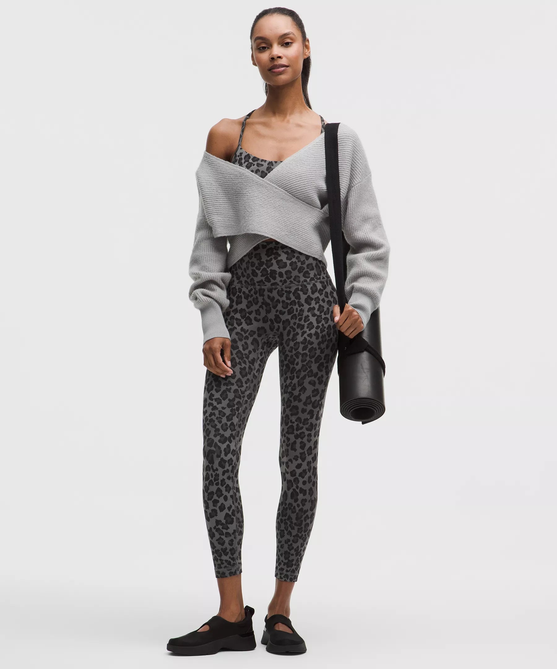 Pantalón de tiro alto