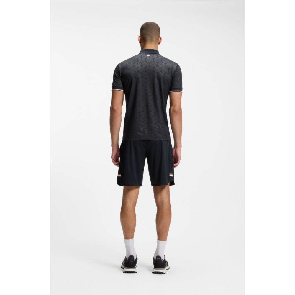 Polo de corte ajustado