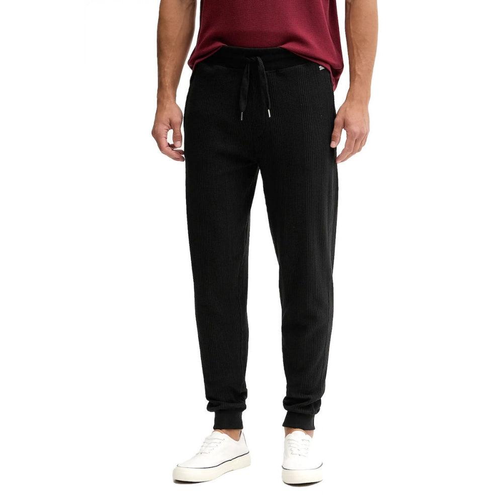 Pantalón deportivo de hombre color negro
