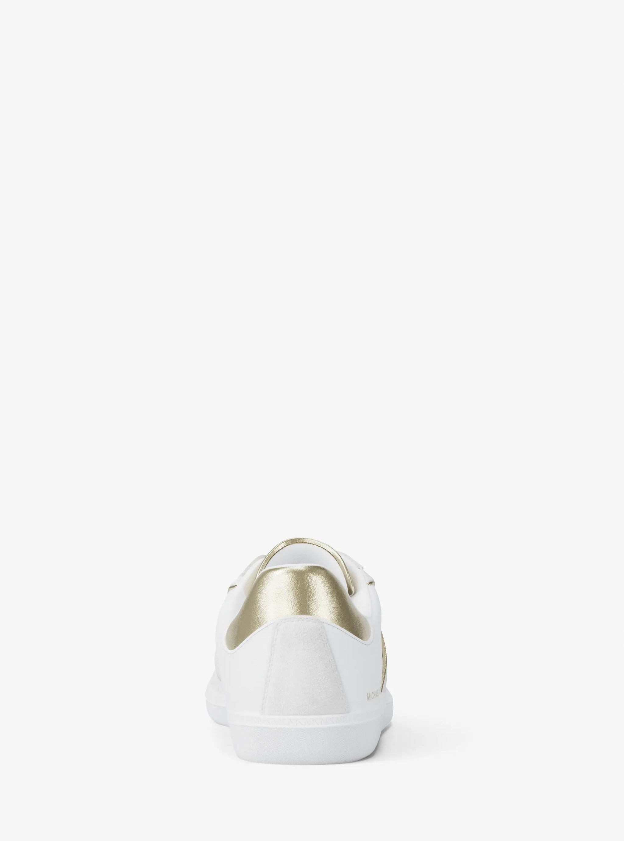 Tenis de cuero