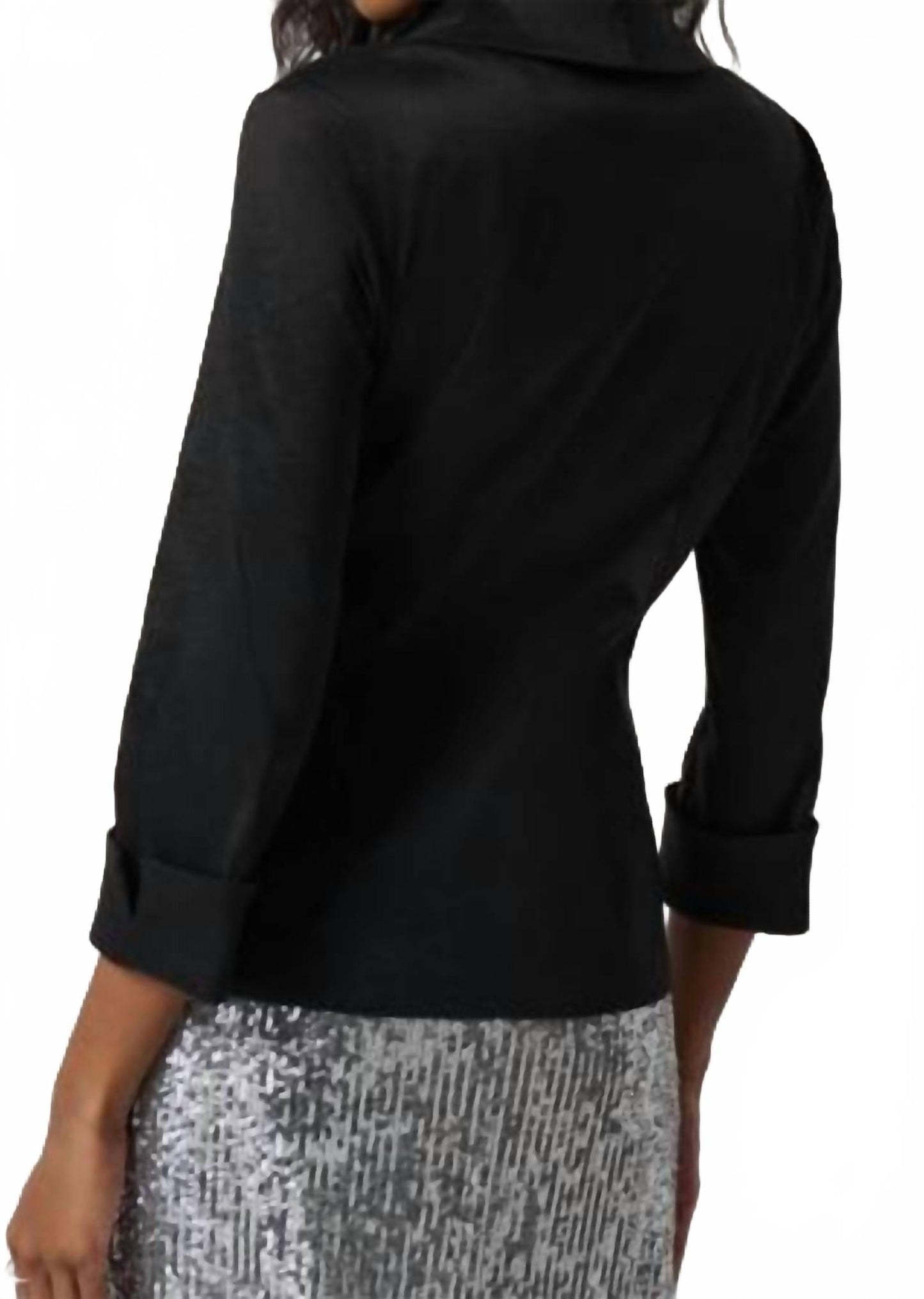 Chaqueta color negro