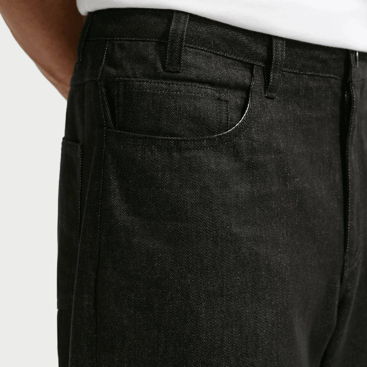 Pantalón de mezclilla color negro