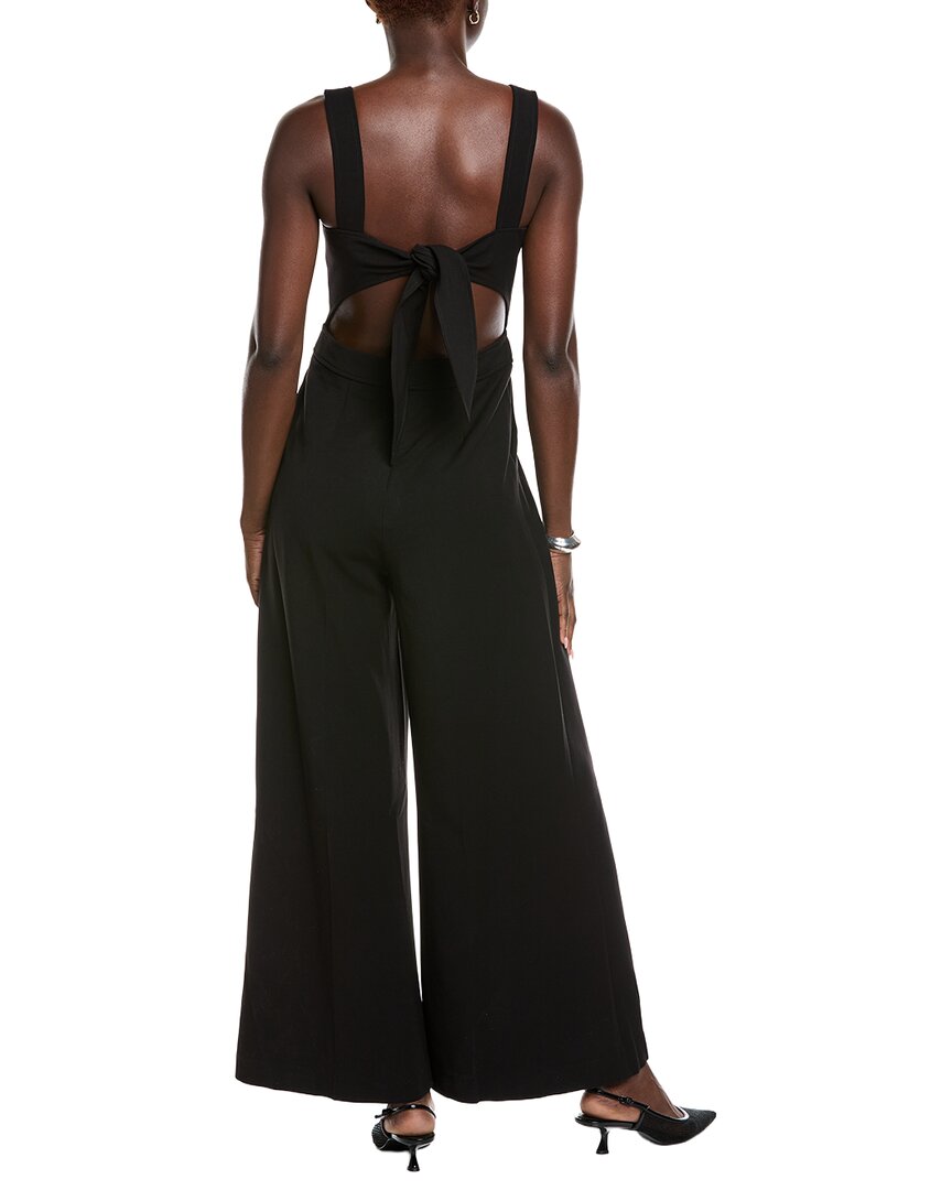 Vestido con espalda descubierta