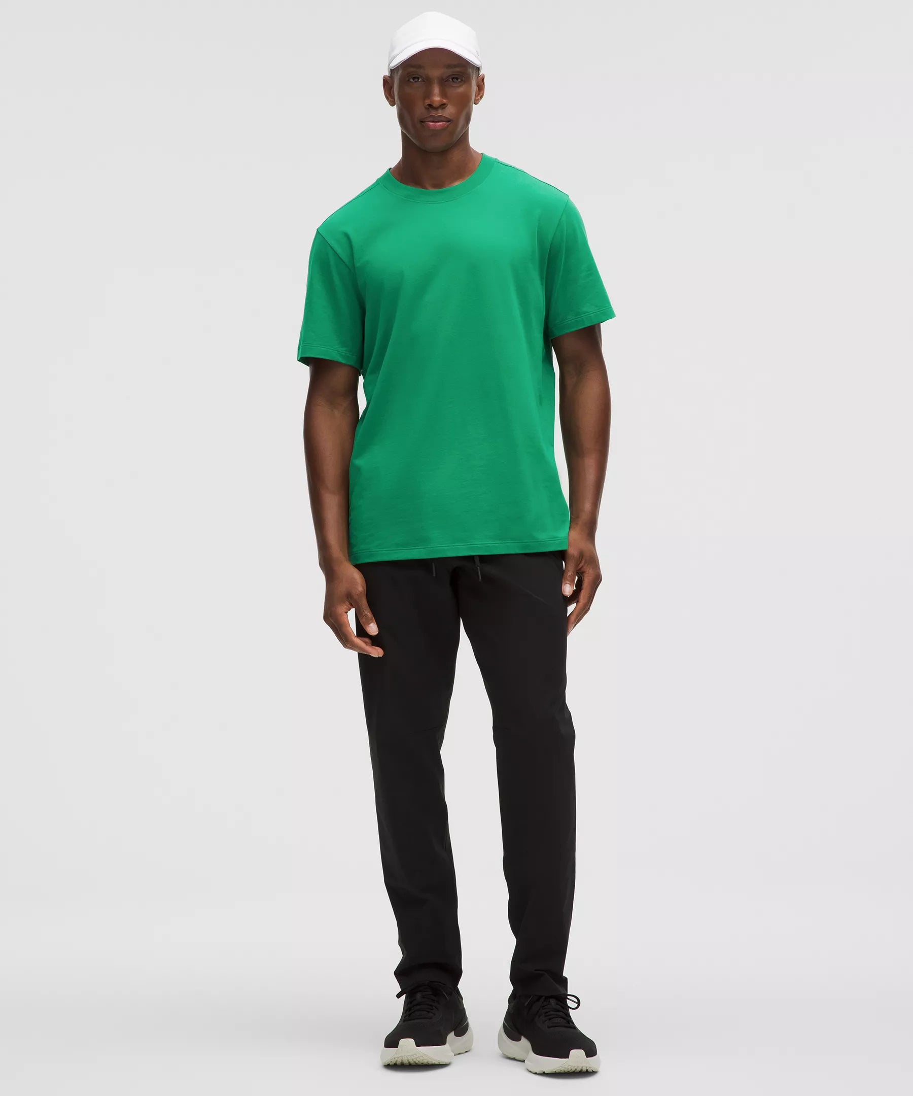 Pantalón de corte ajustado