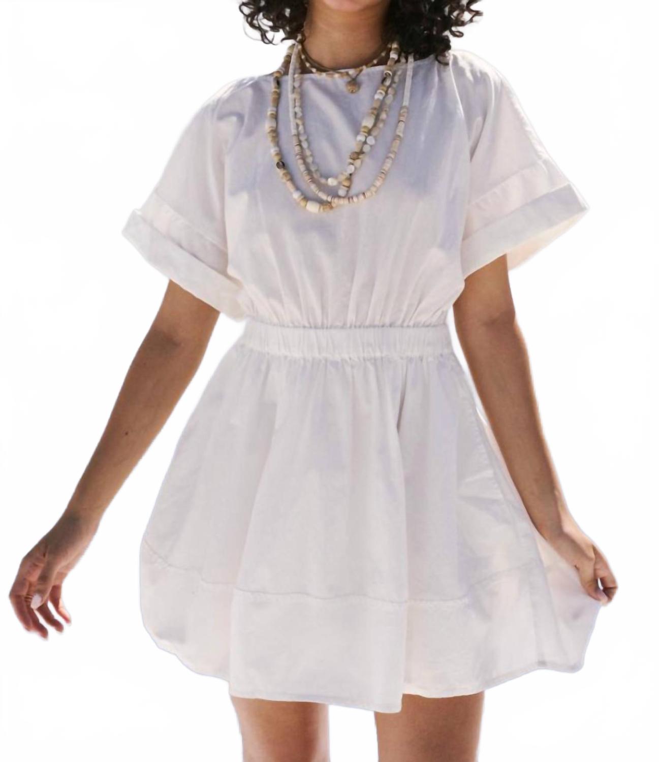 Vestido corto color marfil