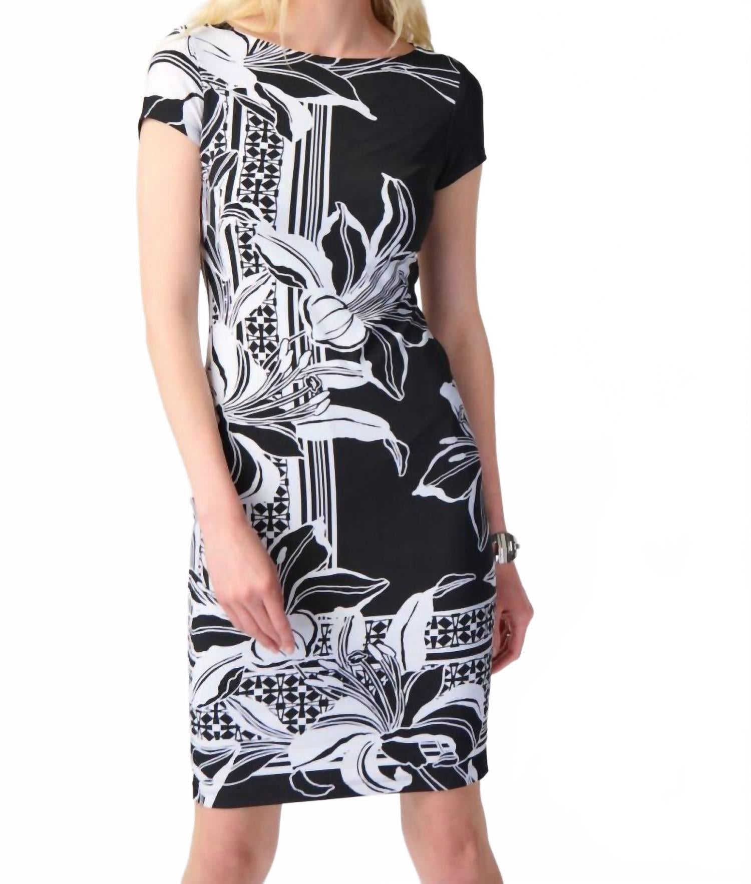 Vestido con estampado floral color negro