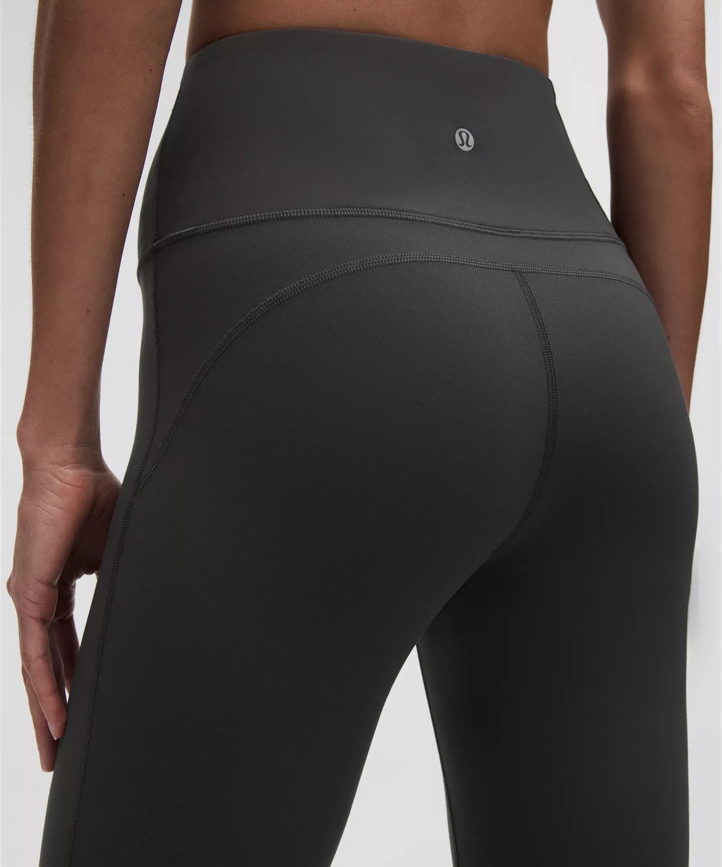 Pantalón de tiro alto