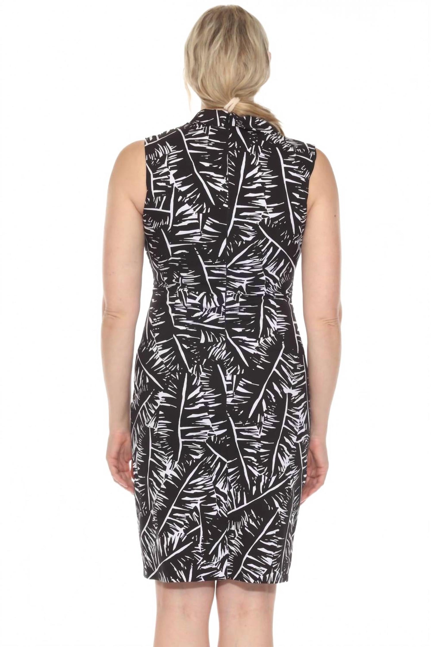Vestido sin mangas color negro y blanco