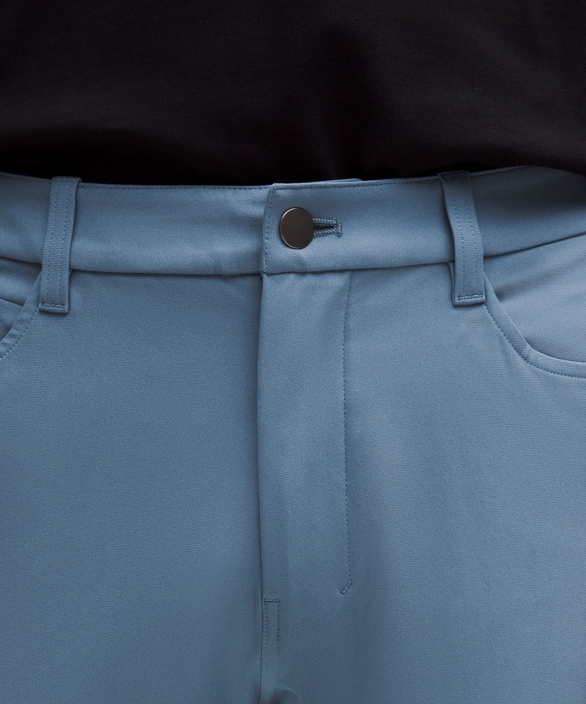 Pantalón de corte ajustado