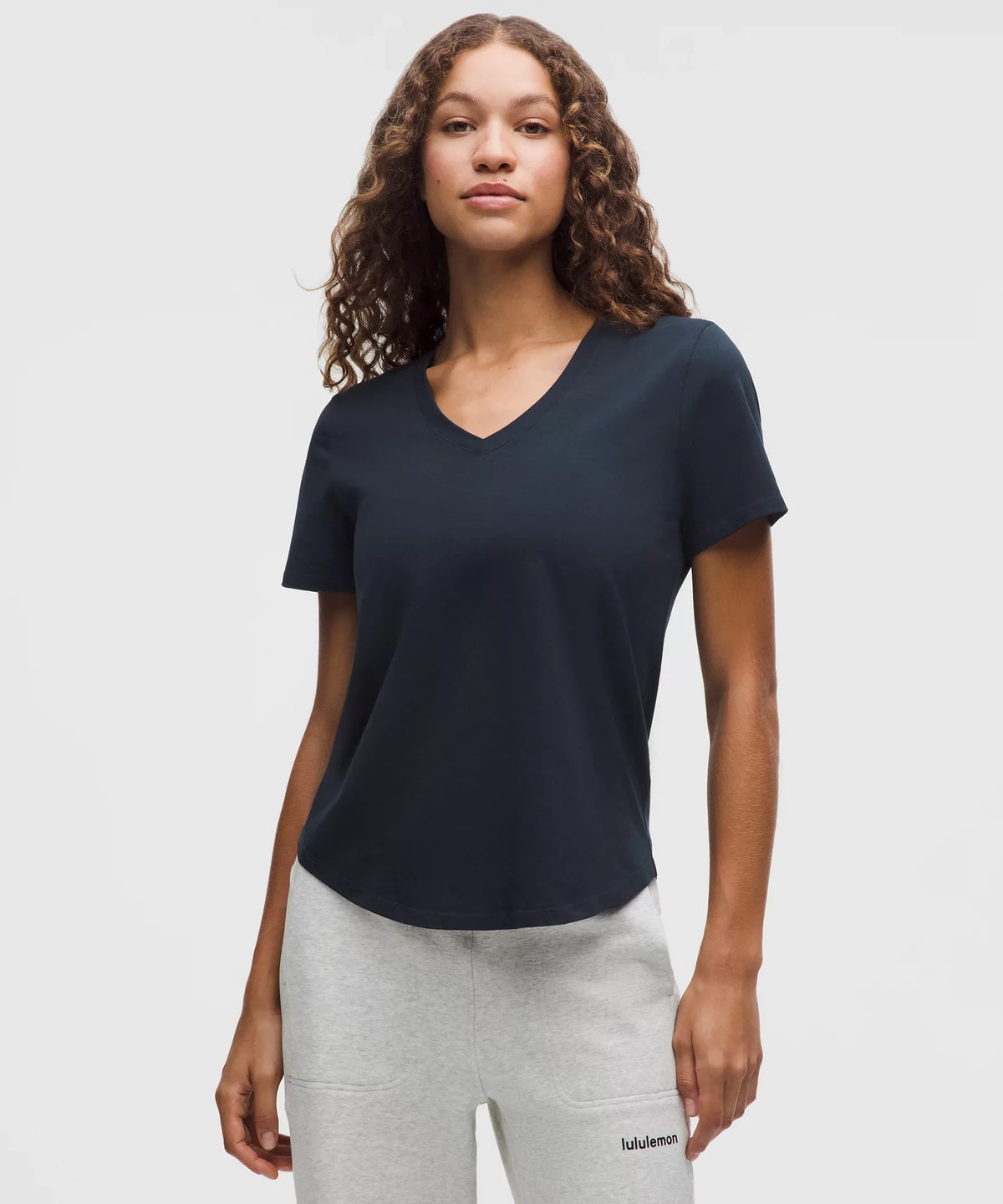 Camiseta con cuello en V