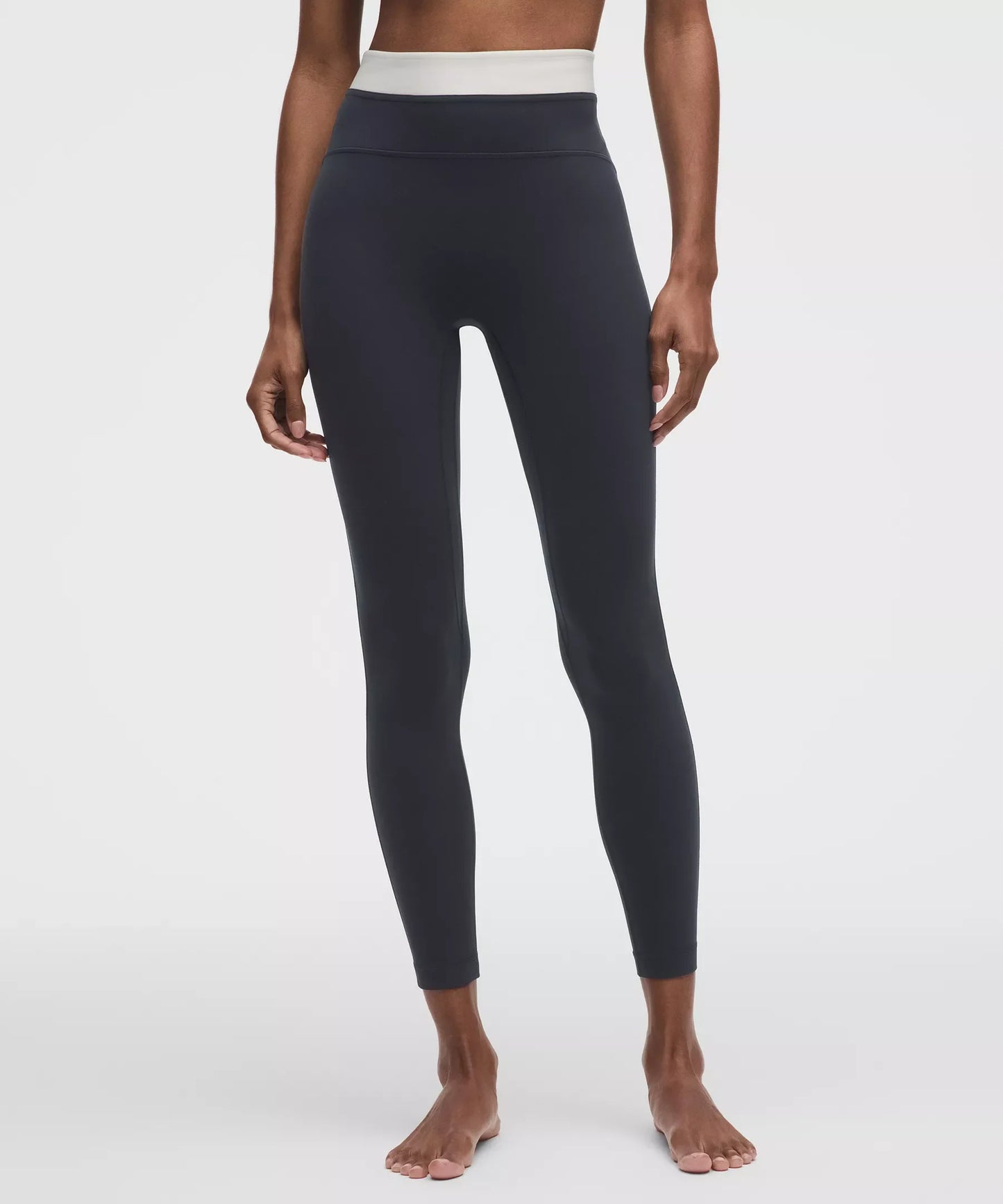 Pantalón de tiro alto