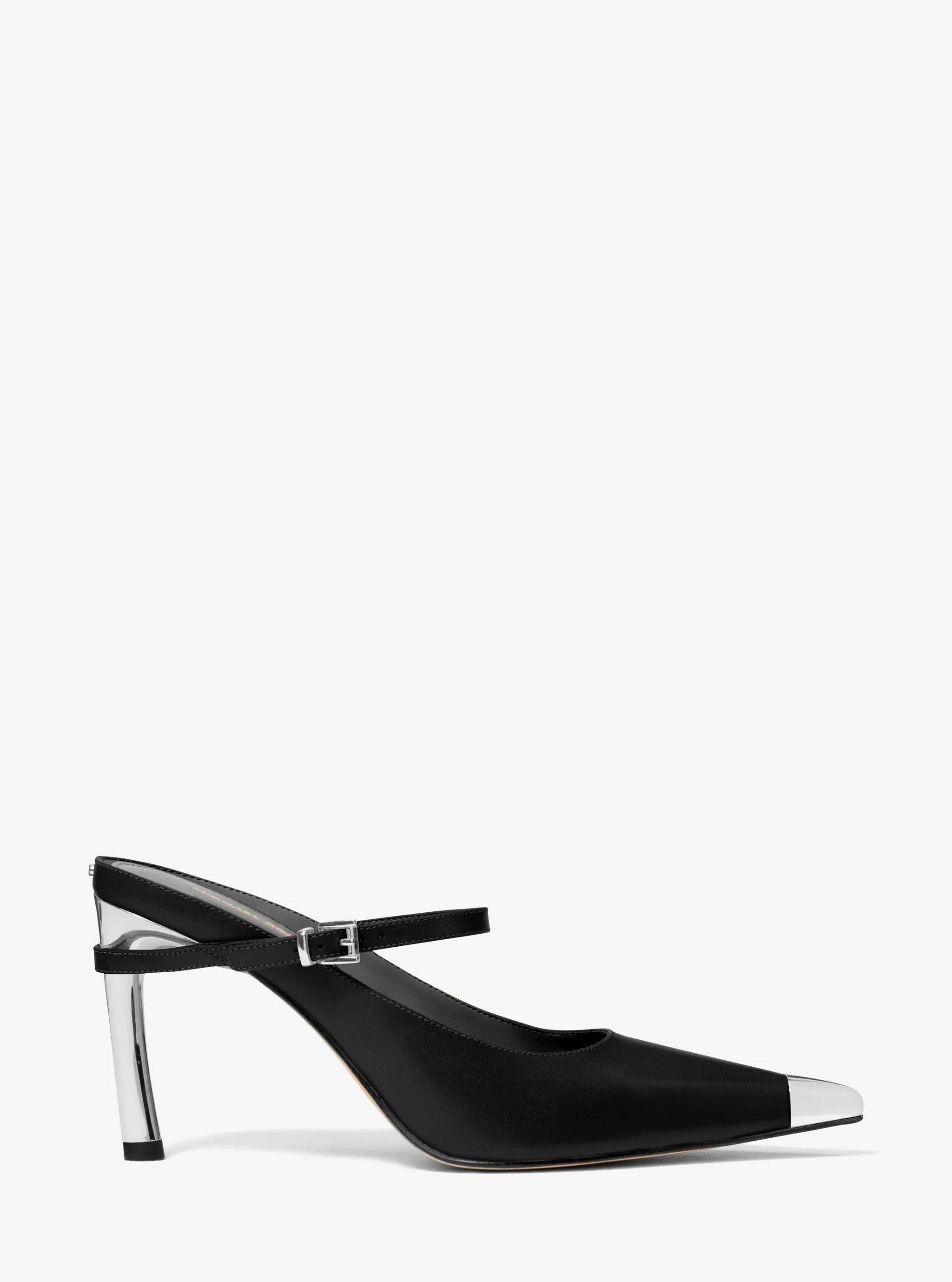 Zapatos destalonados de cuero