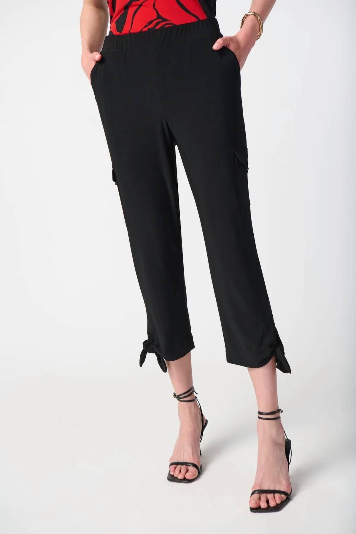Pantalón deportivo color negro