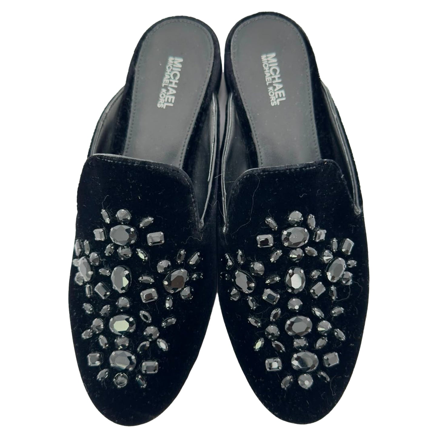 Zapatos destalonados de terciopelo color negro