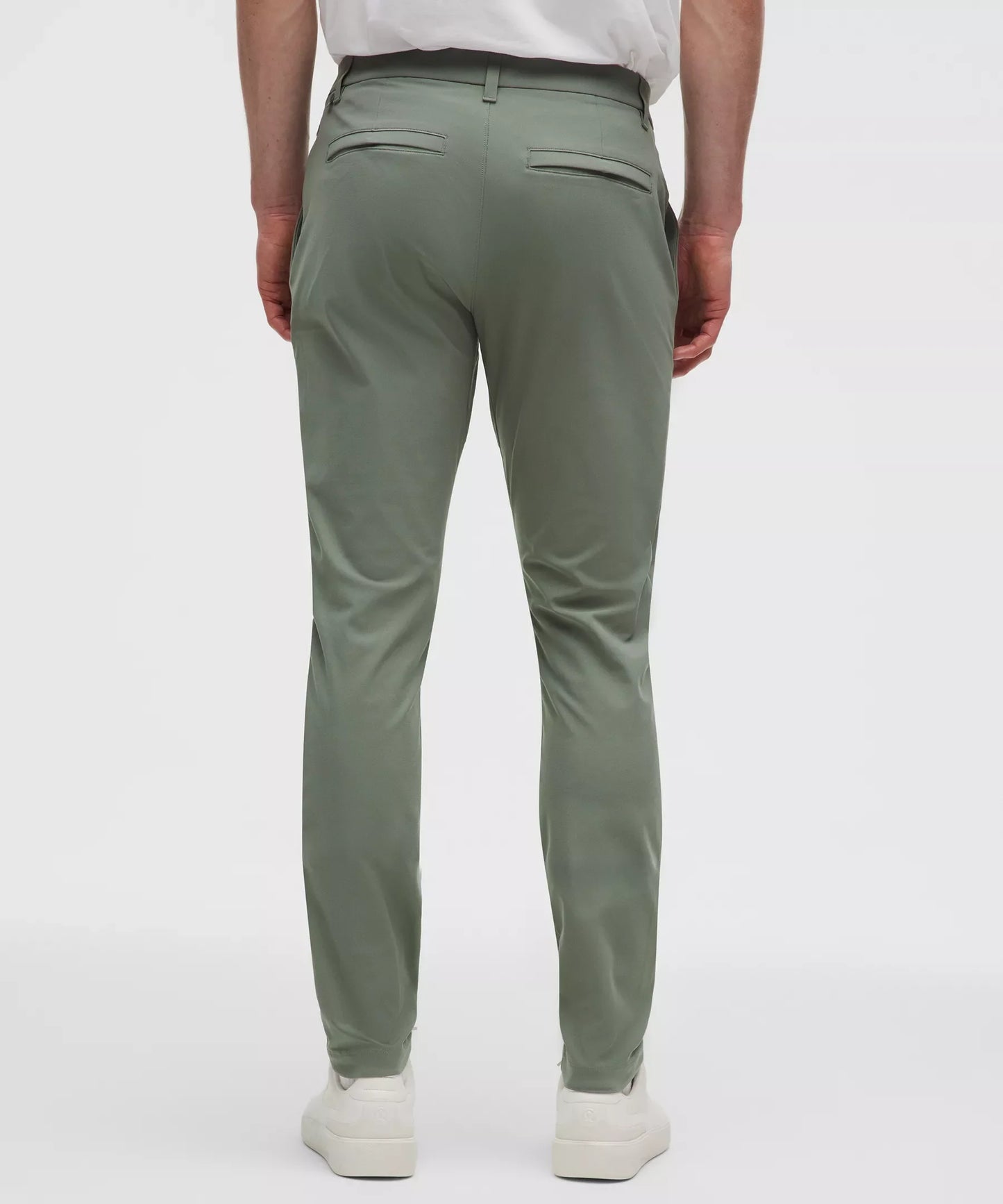 Pantalón de corte ajustado