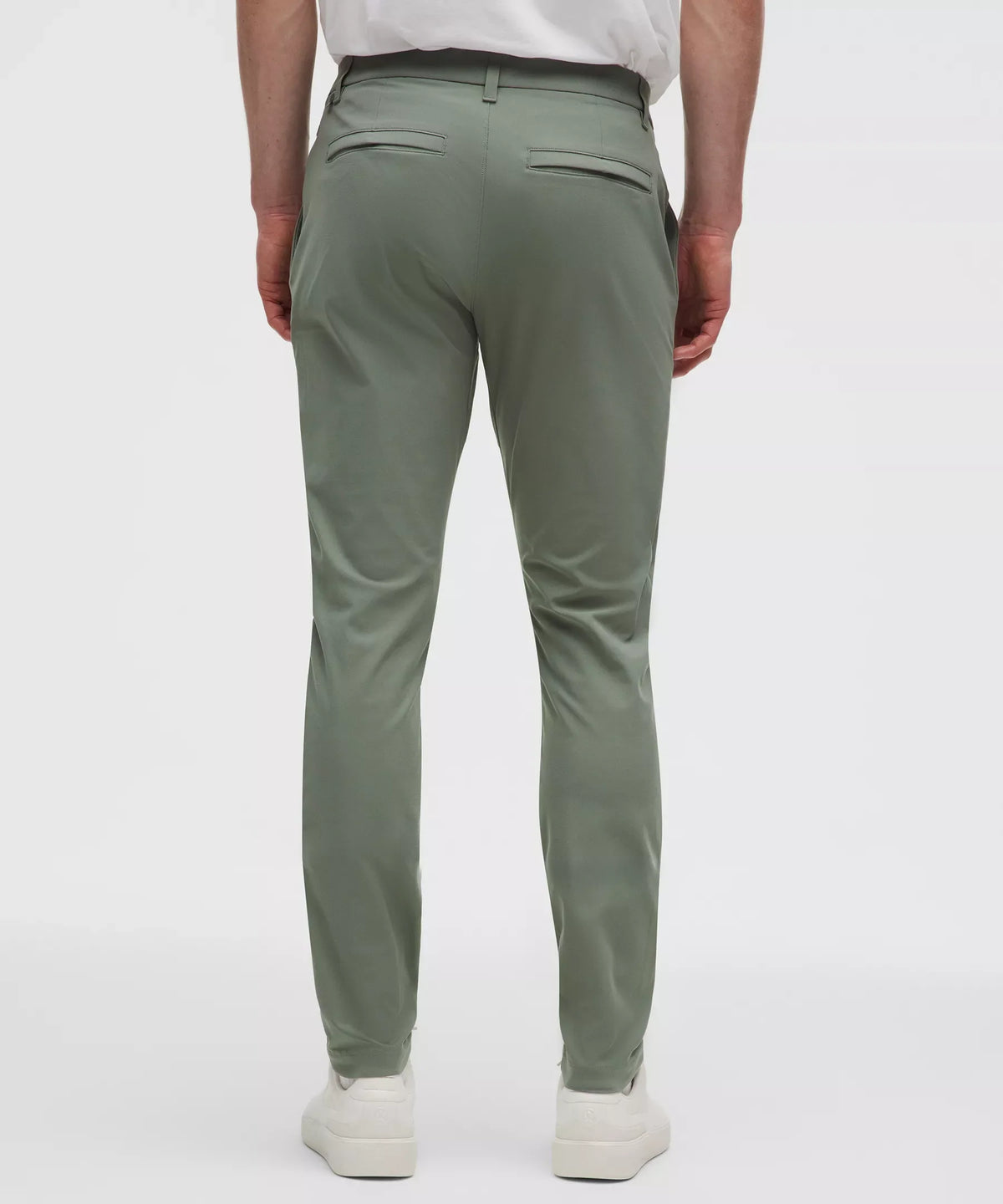 Pantalón de corte ajustado