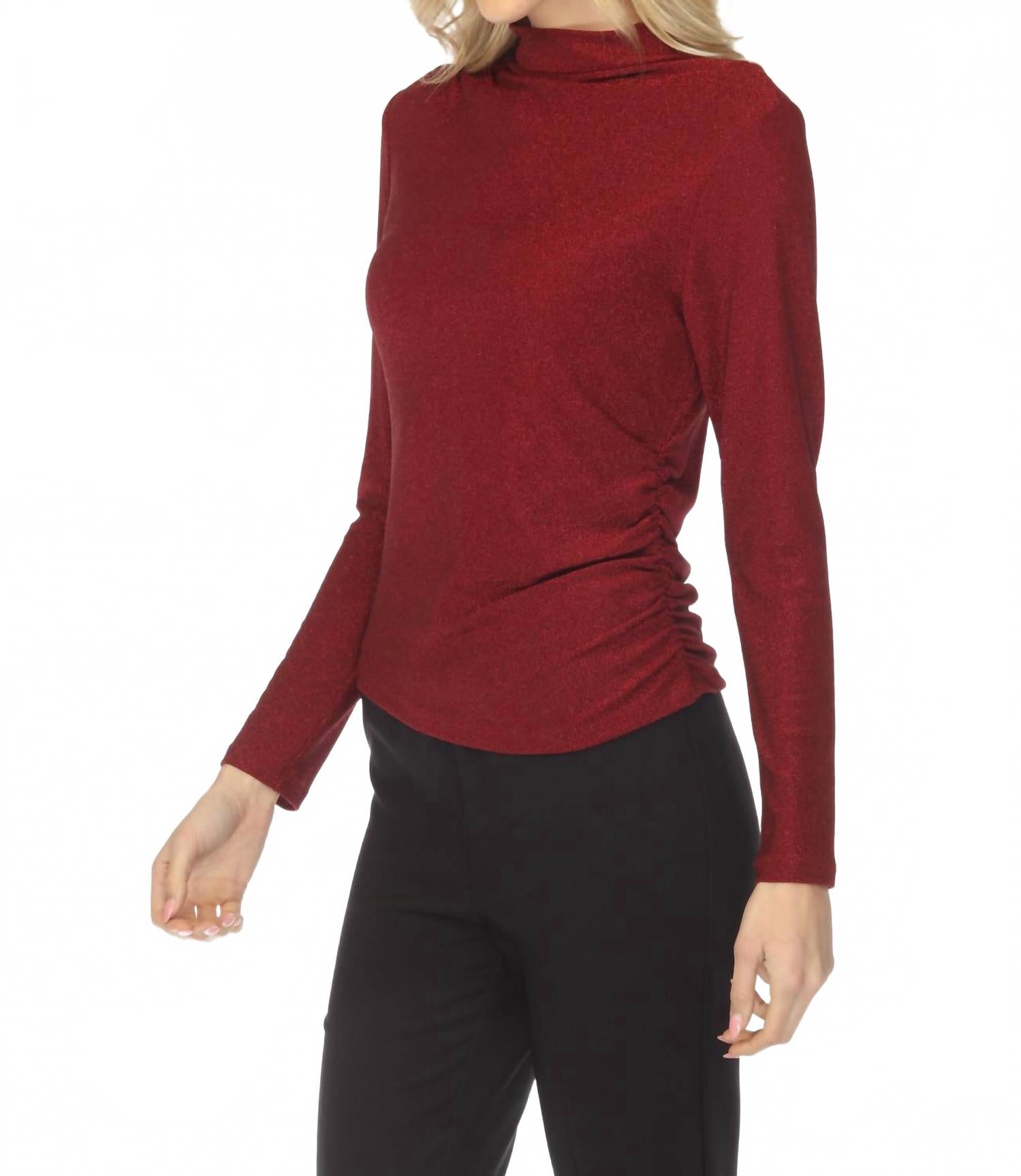 Top con cuello alto