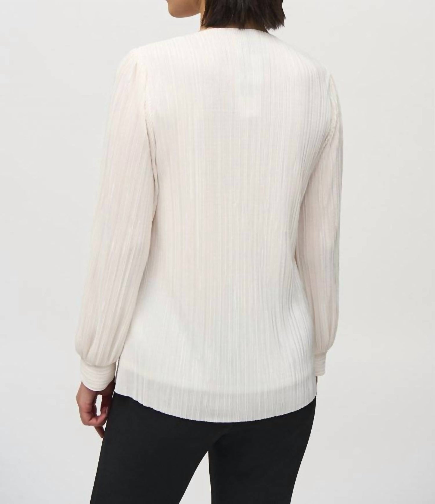Top con pliegues color blanco