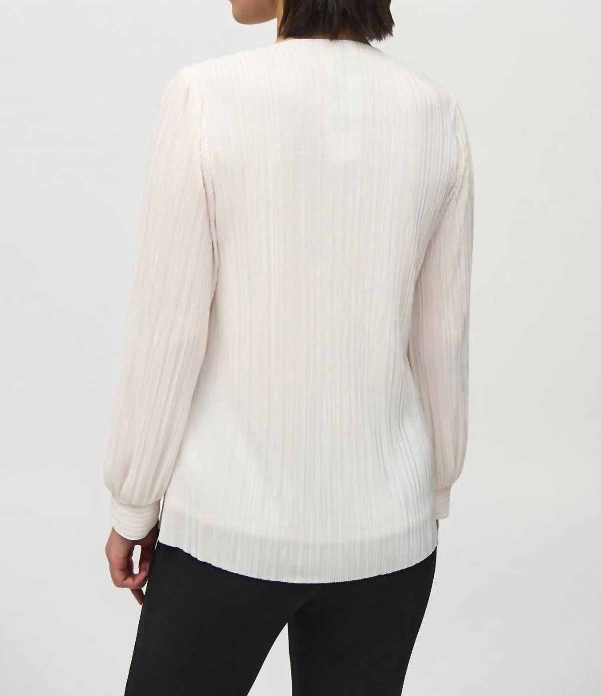 Top con pliegues color blanco