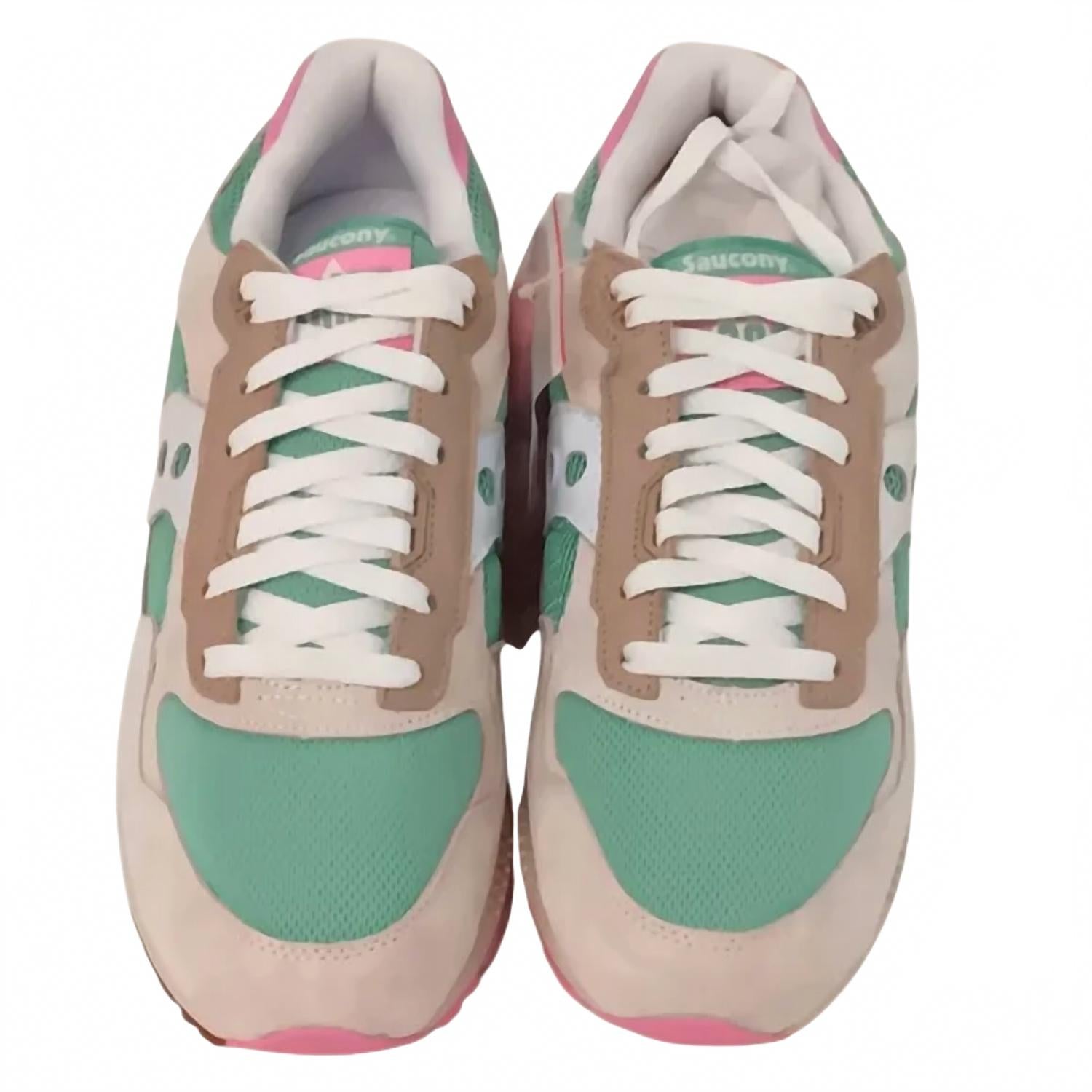 Tenis de mujer color blanco y rosado