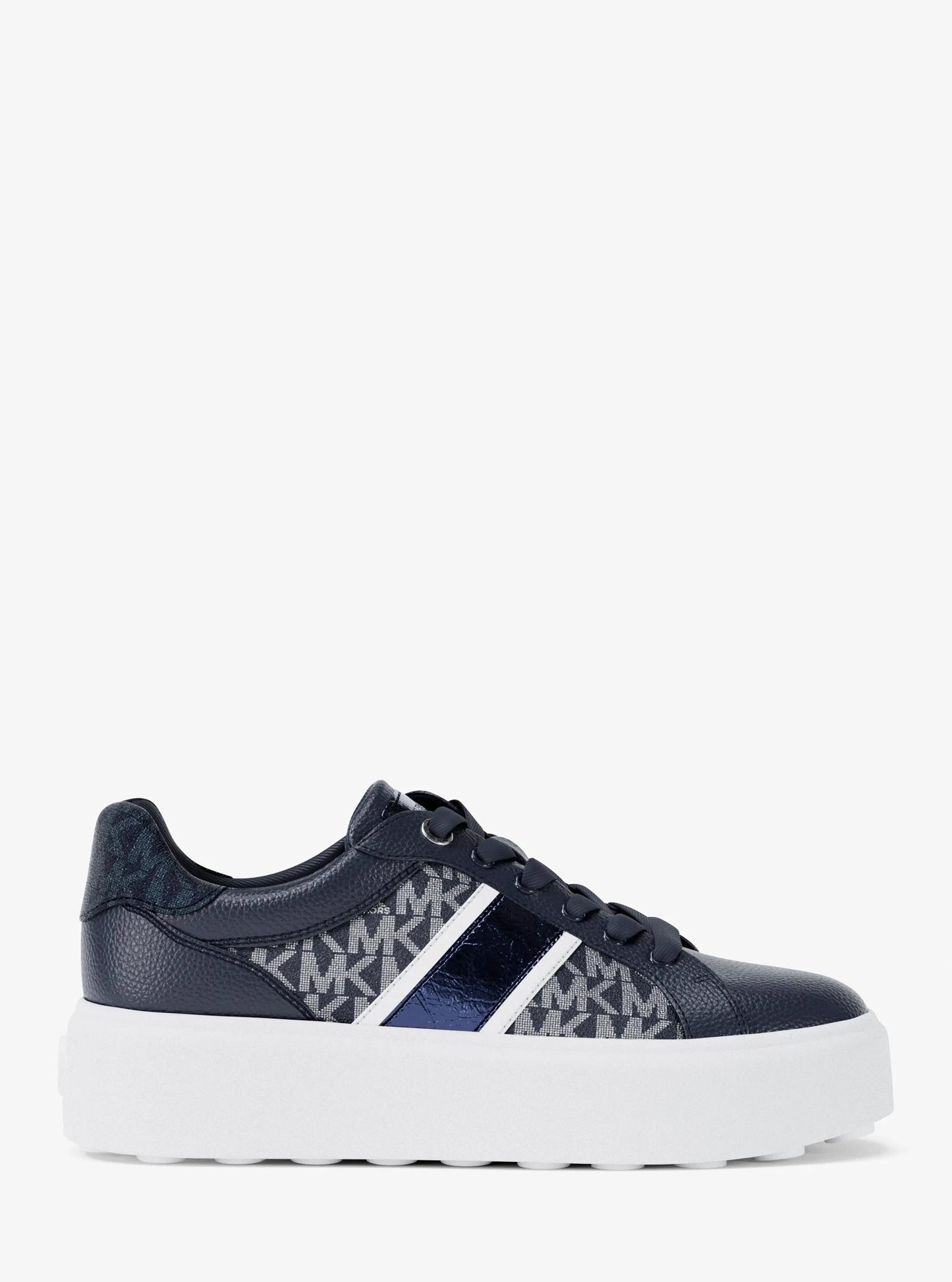 Tenis a rayas con plataforma