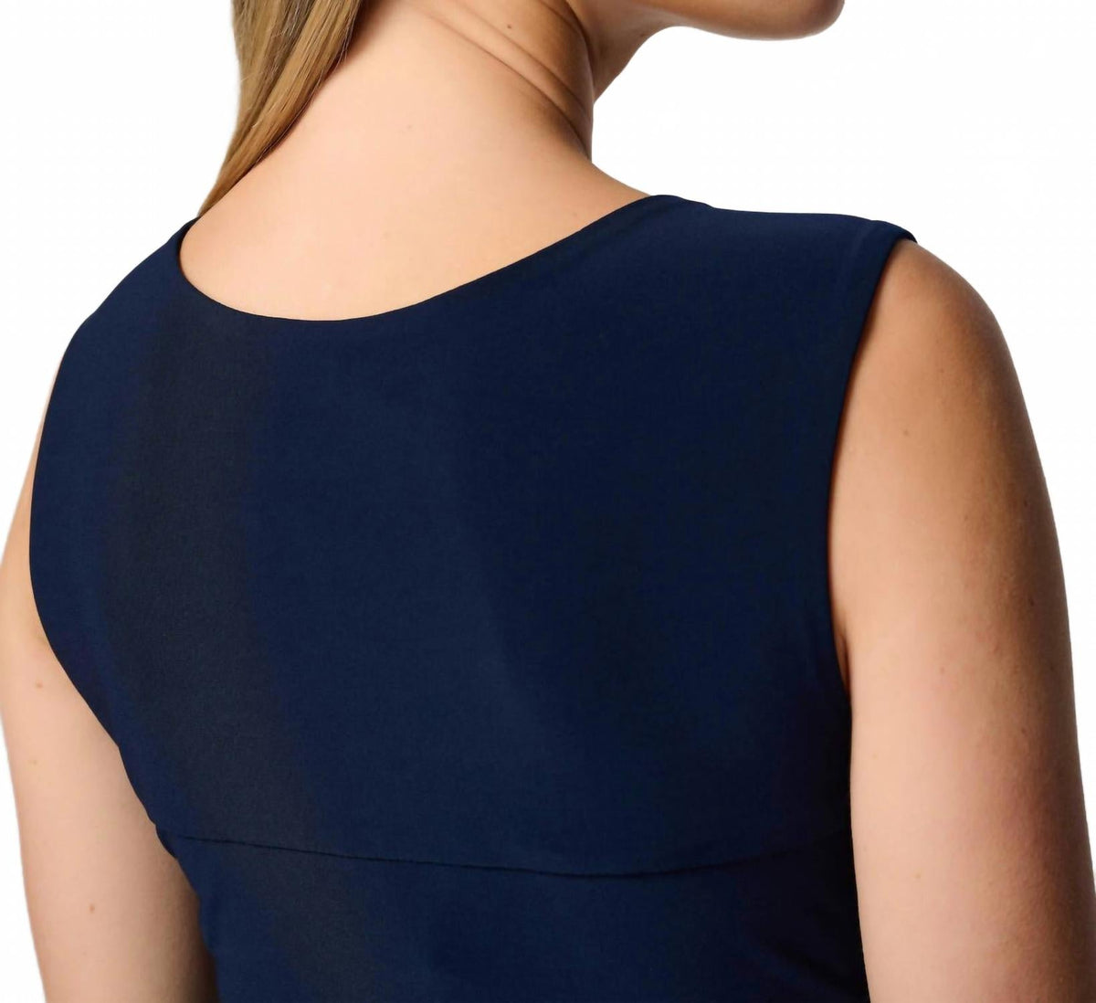 Camiseta sin mangas con escote cuadrado color azul marino