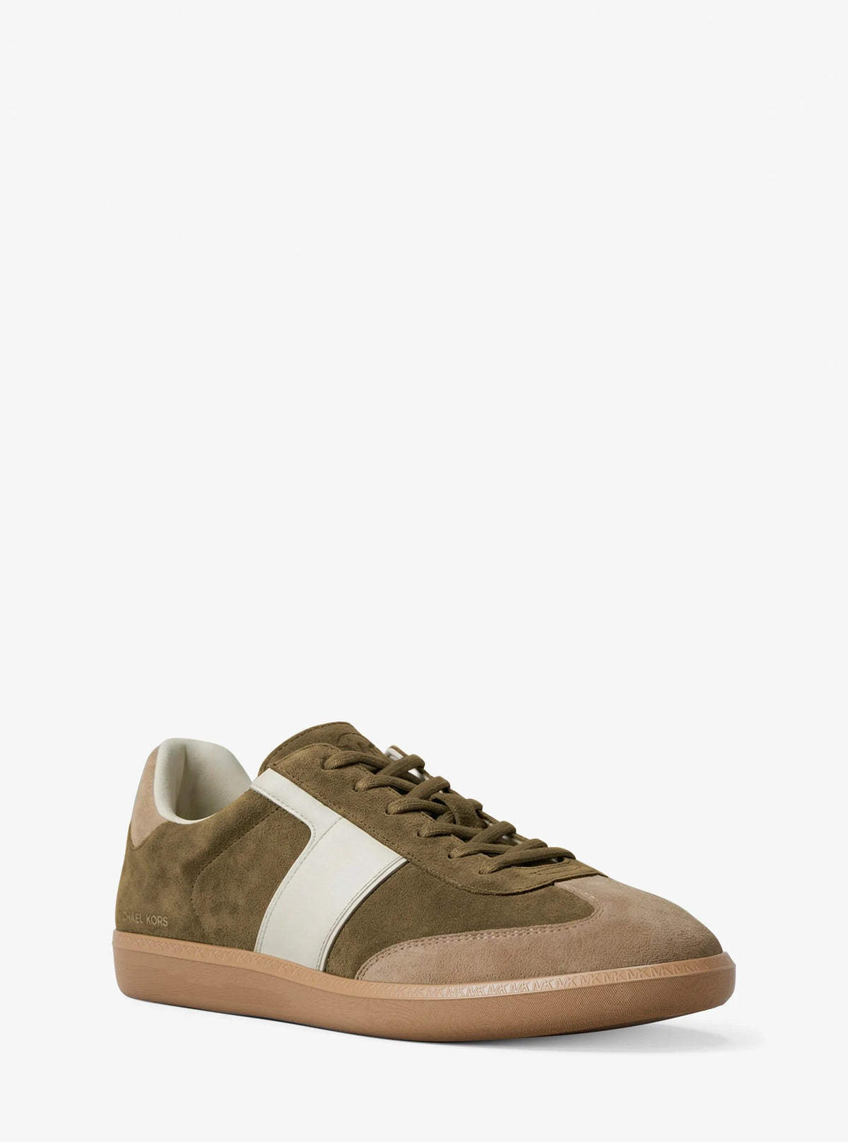 Tenis de gamuza