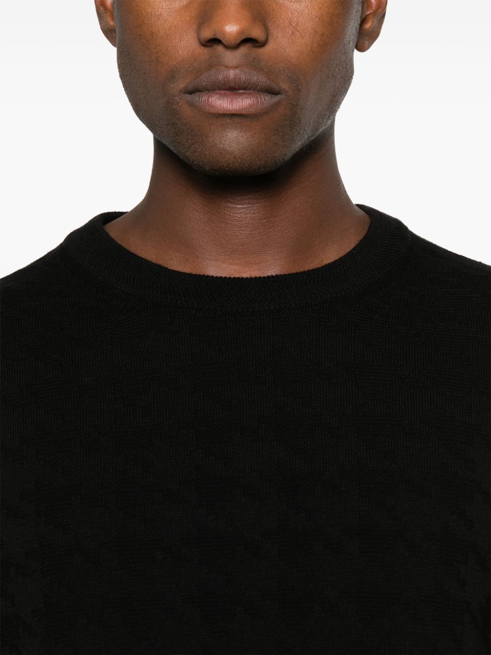 Suéter de hombre de algodón color negro