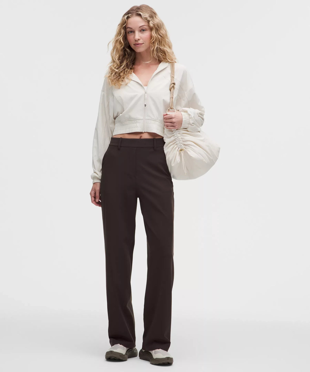 Pantalón de corte recto de tiro alto