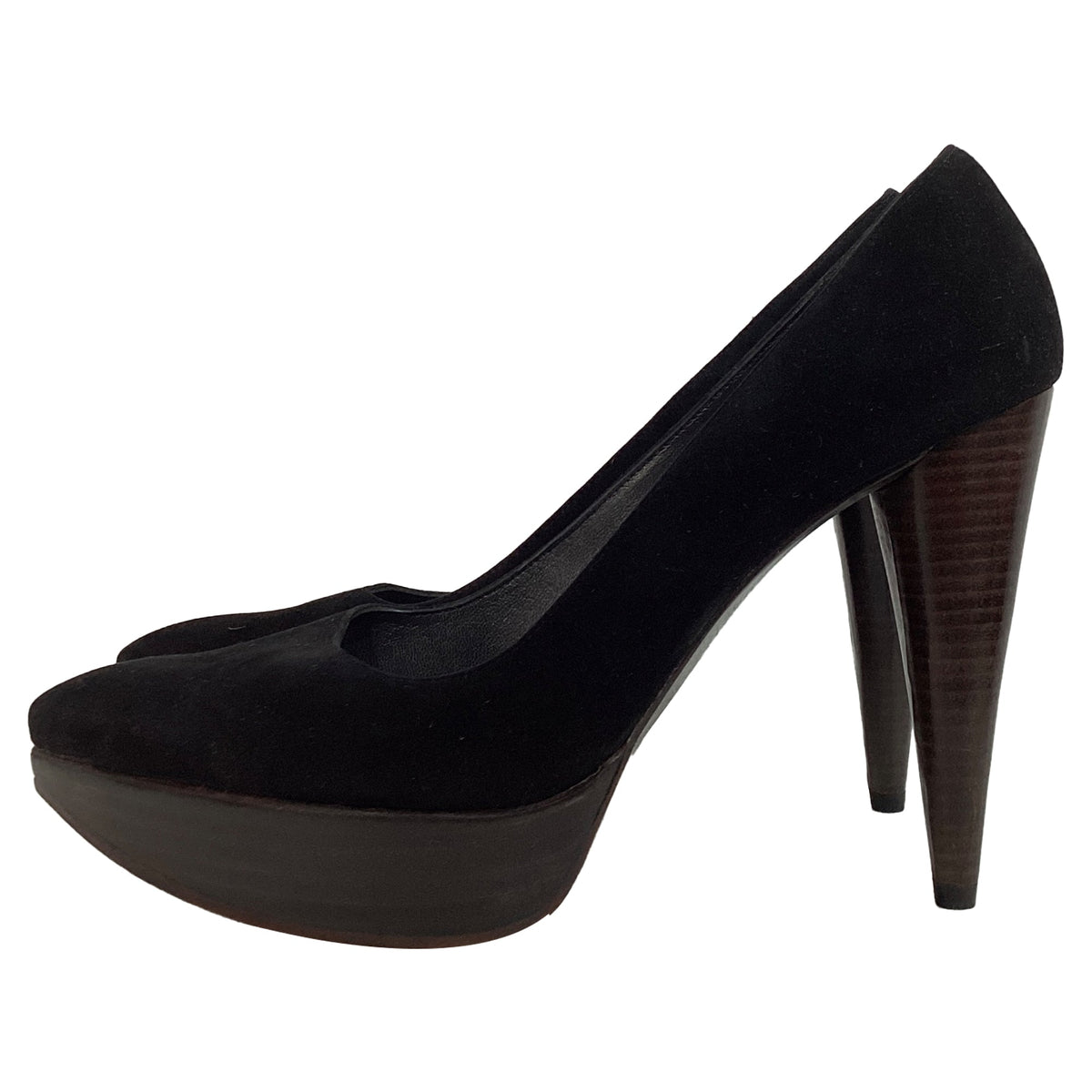 Tacones de gamuza con plataforma color negro