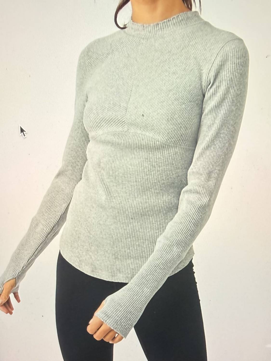 Top de manga larga color gris